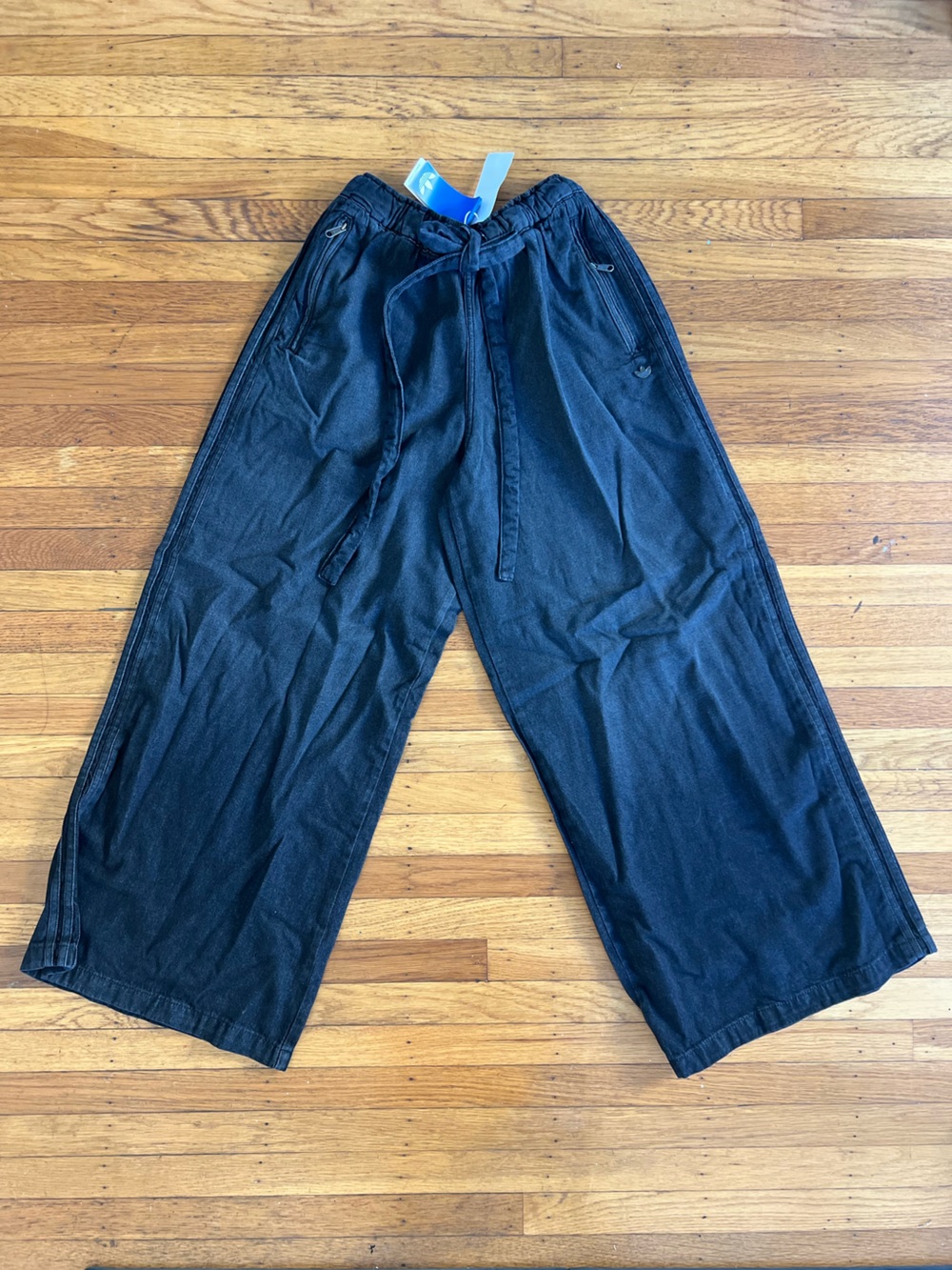 NWT Adidas True Black Denim Drawstring Track Pants Womens Sz 8 Athletic Wide Leg - Picture 2 of 9